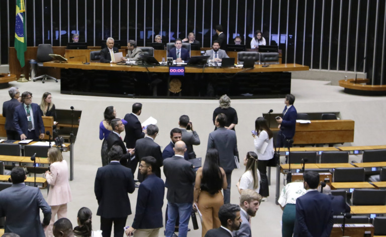Deputados aceleram PL dos minerais críticos em meio a pressões (Foto: Kayo Magalhães/Câmara dos Deputados)