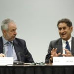 O presidente da COP30, André Corrêa do Lago, e o diretor-executivo da Irena, Francesco La Camera, na pré-COP em Brasília (Foto: Global Renewables Alliance)