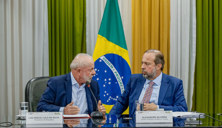 Presidente da República, Luiz Inácio Lula da Silva, durante reunião do Conselho Nacional de Política Mineral (CNPM), no edifício-sede do Ministério de Minas e Energia. Edifício-sede do Ministério de Minas e Energia – Brasília (DF)

Foto: Ricardo Stuckert / PR