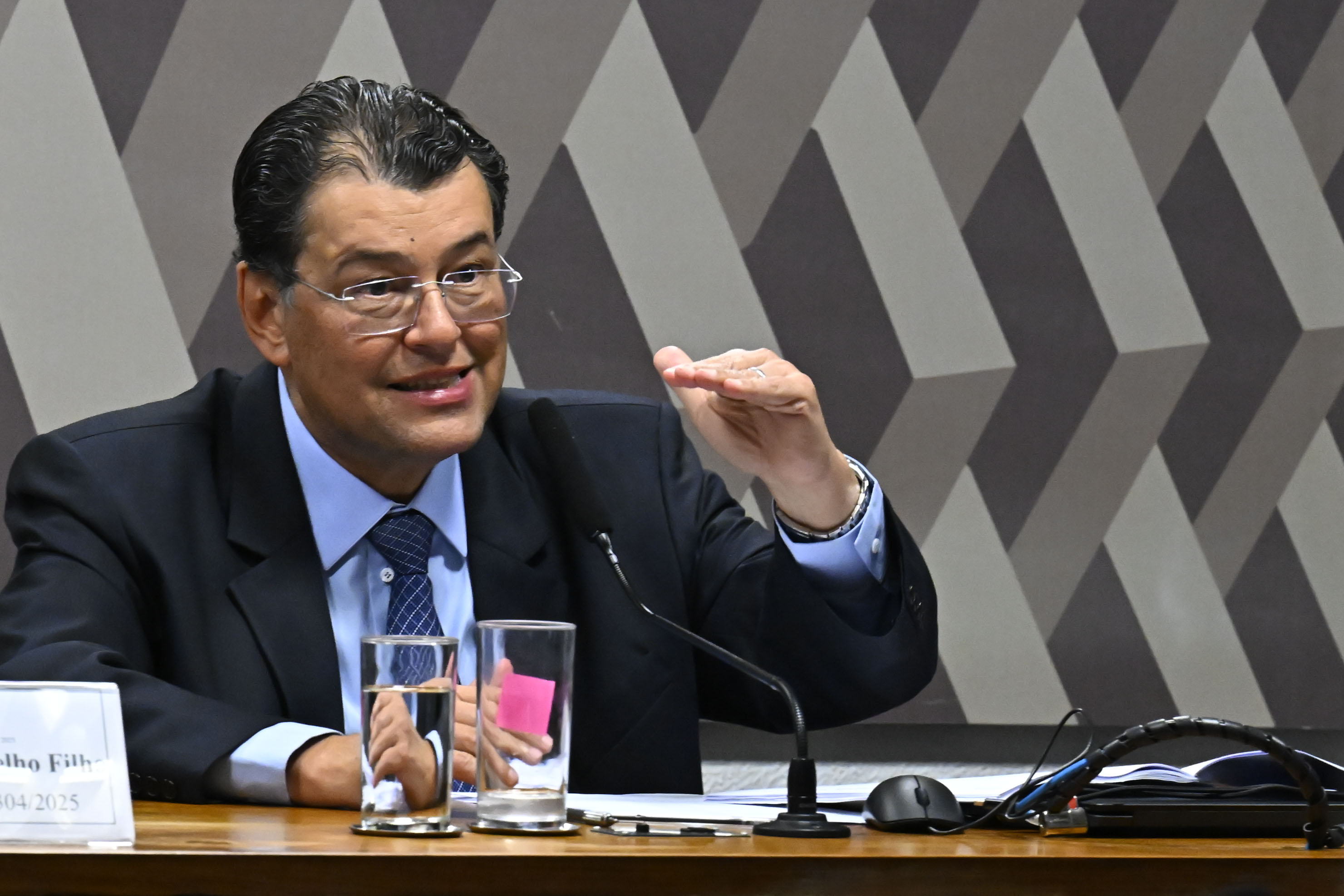 Braga ajusta relatório e votação da MP 1304 fica para quinta (30)