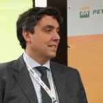 Diretor da ANP Pietro Mendes fala durante a abertura dos diálogos da transição 2025, na sede da Firjan no Rio, em 24 de outubro (Foto Juliana Rezende/agência eixos)