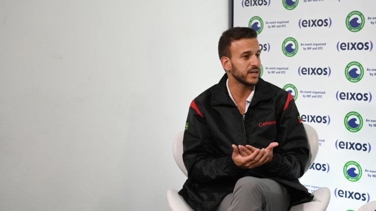 Eduardo Adami, VP da Camorim Serviços Marítimos, durante entrevista ao estúdio eixos na OTC Brasil 2025, no Rio, em 30 de outubro (Foto Juliana Rezende/agência eixos)