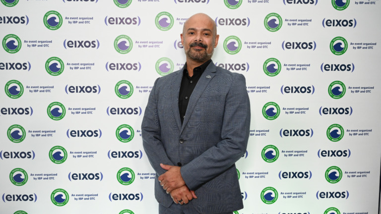 Erik Cunha, CCO da OceanPact, durante entrevista ao estúdio eixos na OTC Brasil 2025, no Rio, em 28 de outubro (Foto Juliana Rezende/agência eixos)