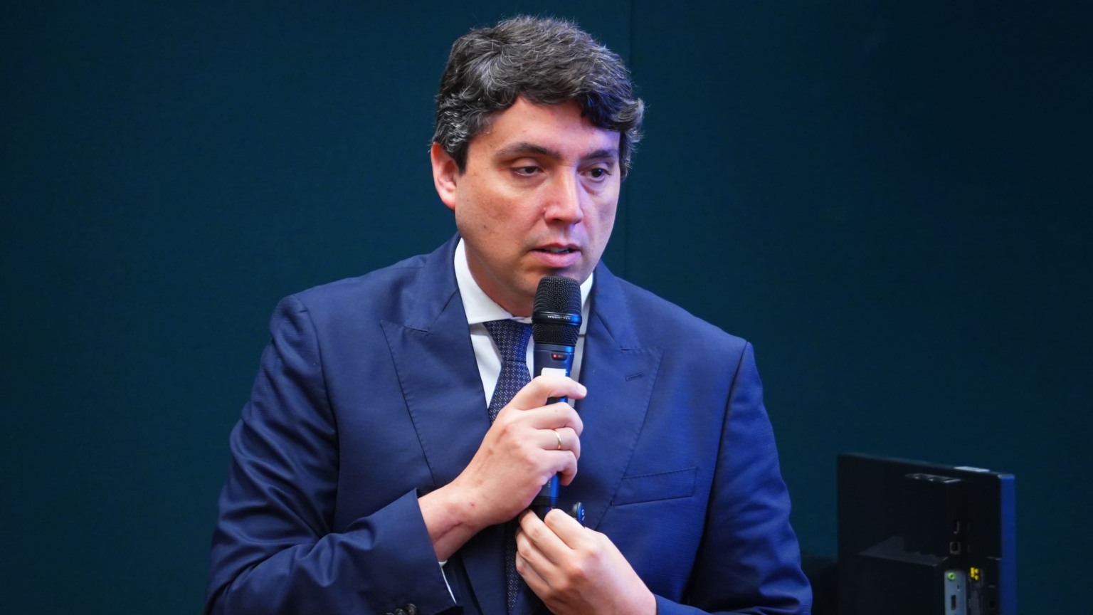 Brasil: Liderança na Transição Energética e Avanços Regulatórios