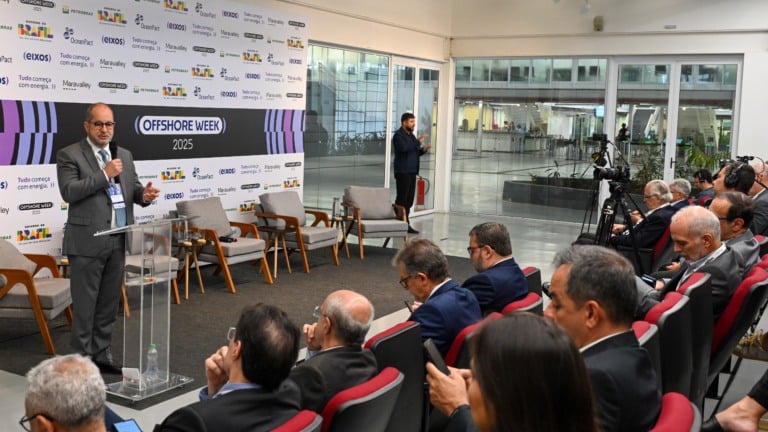 Secretário de Desenvolvimento Econômico de Sergipe, Marcelo Menezes, durante a abertura da offshore week 2025, no Rio, em 21 de outubro de 2025 (Foto agência eixos)