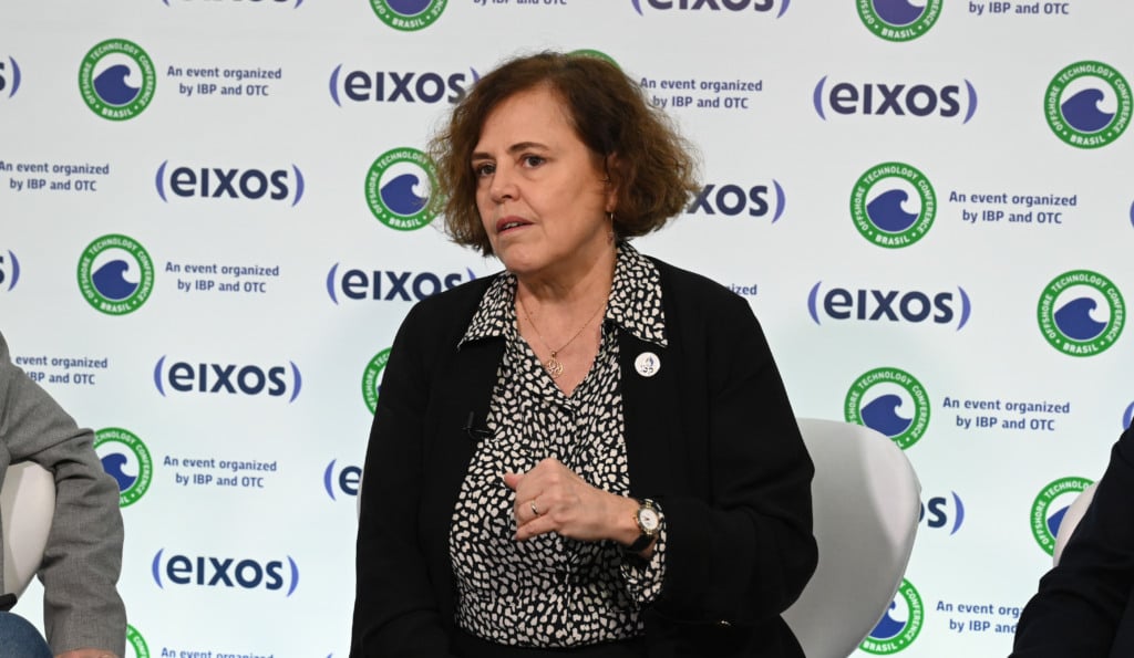 Sylvie D’Apote, diretora de Gás Natural do IBP, durante entrevista ao estúdio eixos na OTC Brasil 2025, no Rio, em 30 de outubro (Foto Juliana Rezende/agência eixos)