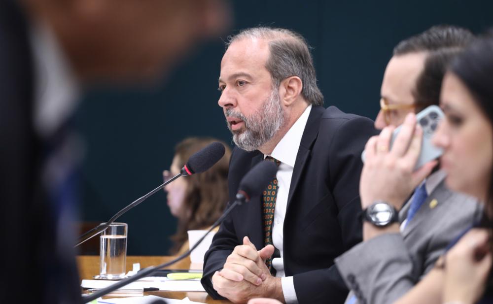 Audiência Pública - Petróleo, energia nuclear e usina de Itaipu. Ministro de Minas e Energia, Alexandre Silveira de Oliveira. Vinicius Loures / Câmara dos Deputados

