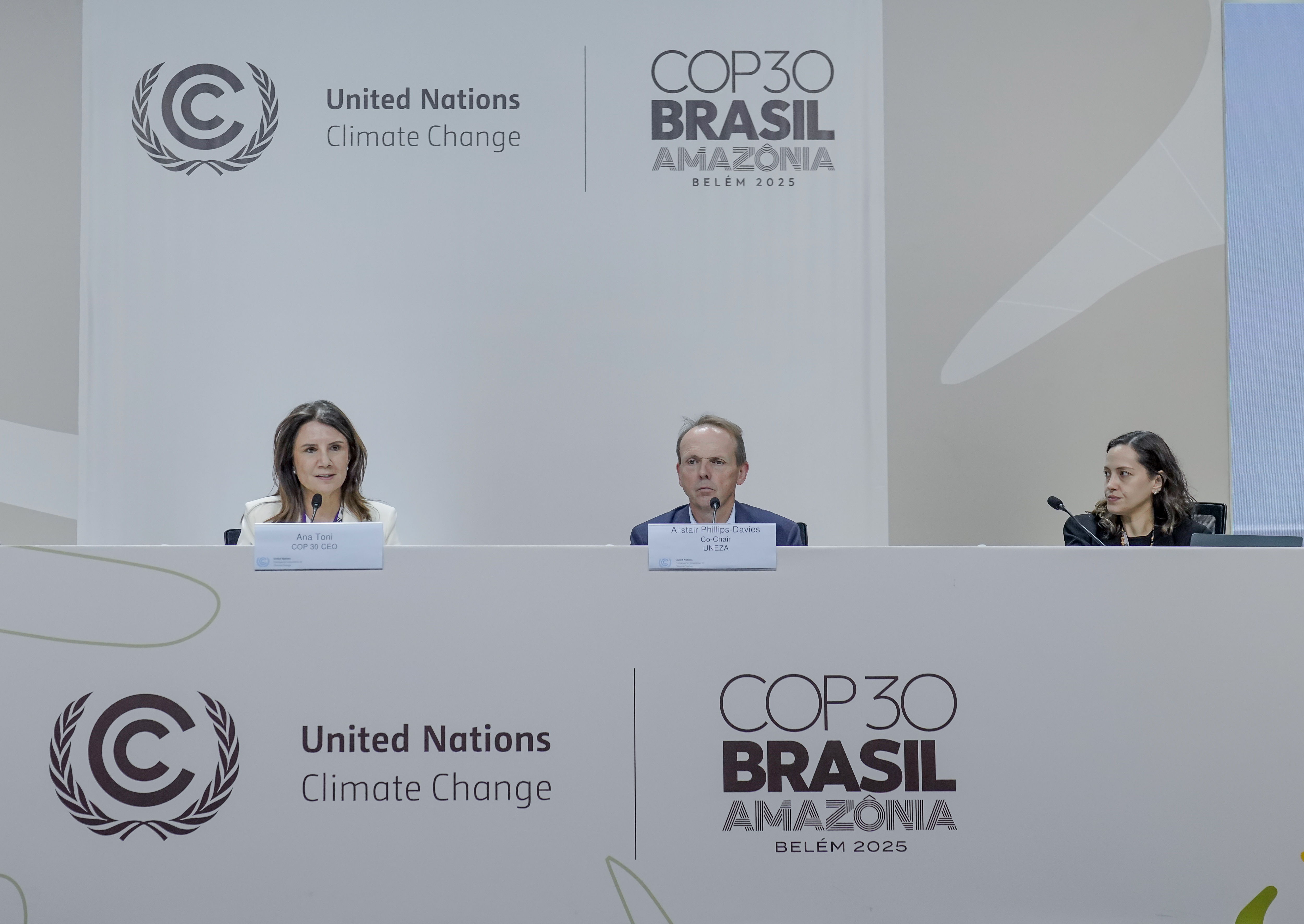 Acordo para quadruplicar combustíveis sustentáveis tem 23 países