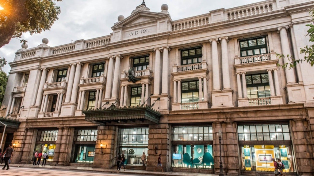 Fachada da sede e do Centro Cultural Light, na avenida Marechal Floriano, no centro do Rio (Foto Andre Cyriaco/Divulgação)