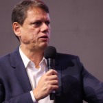 Governador de S&atilde;o Paulo, Tarc&iacute;sio de Freitas, durante comemora&ccedil;&atilde;o da expans&atilde;o da educa&ccedil;&atilde;o profissional, no Pal&aacute;cio dos Bandeirantes, em 13 de novembro de 2025 (Foto Paulo Guereta/Governo de SP)