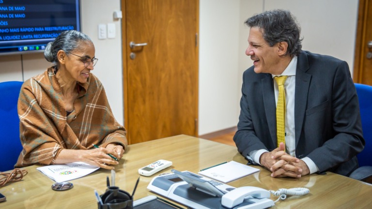 Fernando Haddad, da Fazenda, e Marina Silva, do Meio Ambiente, se reúnem em 27 de maio de 2024 (Foto Diogo Zacarias/MF)