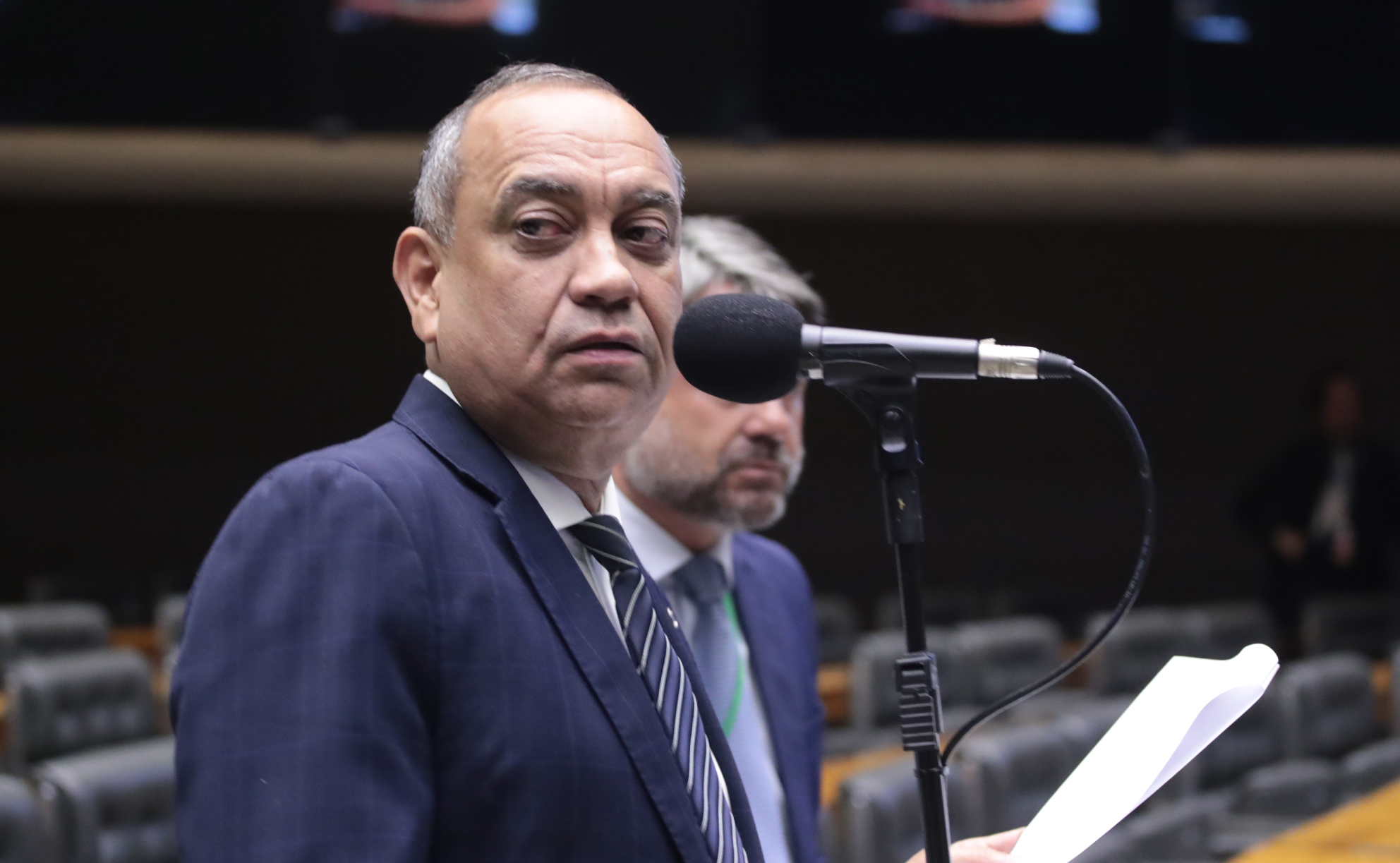 Deputado do RJ pede vista em votação de PL do preço de referência na CME