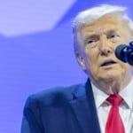 Secret&aacute;rios de Trump cobram mais produ&ccedil;&atilde;o de produtores dom&eacute;sticos