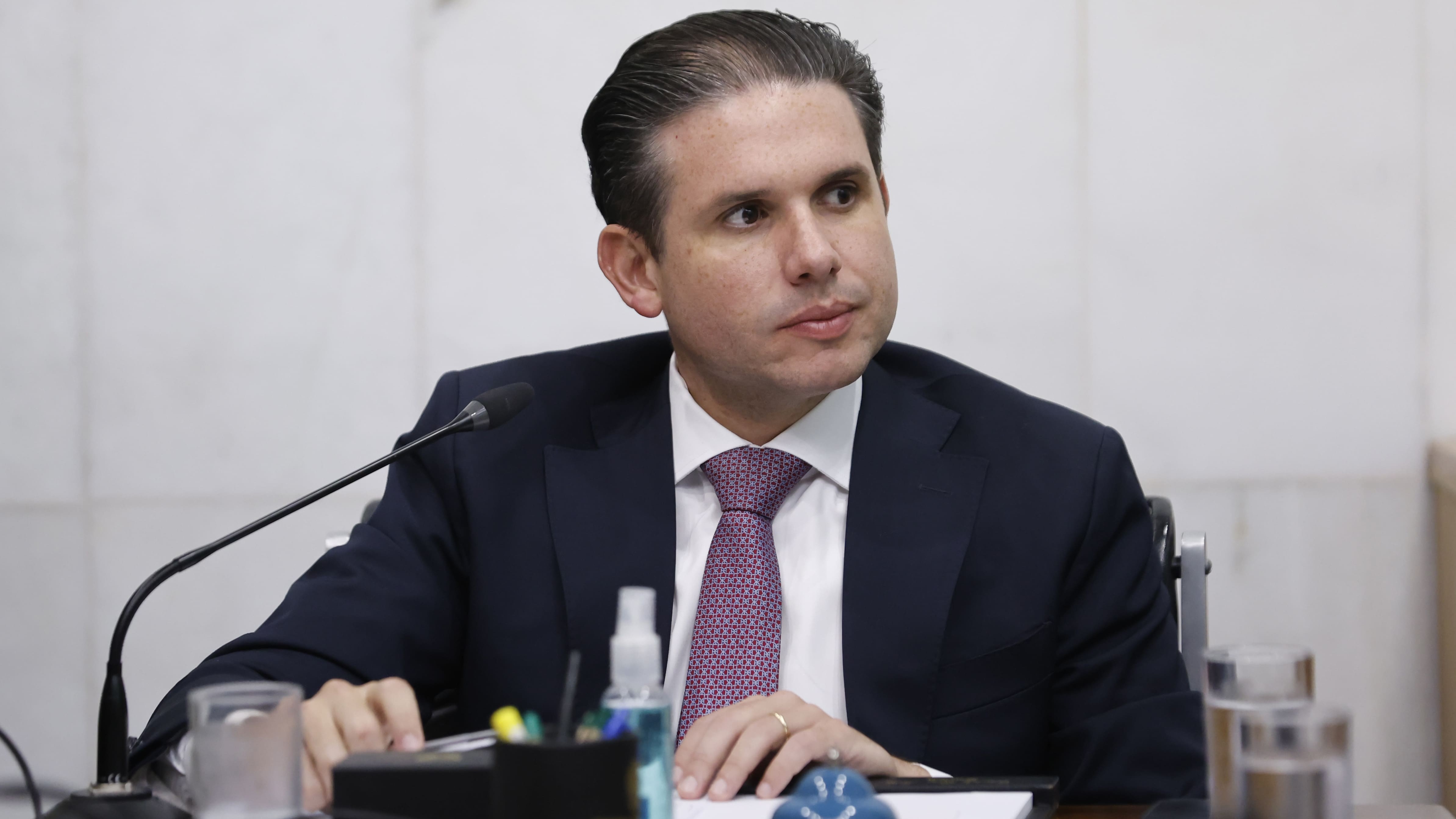 Agenda legislativa de combate ao crime nos combustíveis tem janela curta para avançar em 2026