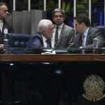 Plen&aacute;rio do Senado Federal durante sess&atilde;o deliberativa ordin&aacute;ria. Mesa: 
l&iacute;der do governo no Senado Federal,  senador Jaques Wagner (PT/BA); 
presidente do Senado Federal, senador Davi Alcolumbre (Uni&atilde;o/AP). Foto: Carlos Moura/Ag&ecirc;ncia Senado