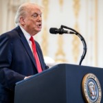 Petr&oacute;leo fecha dia em alta ap&oacute;s negocia&ccedil;&otilde;es entre EUA e Ir&atilde;, mas cai na semana