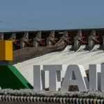 Vista da hidrel&eacute;trica de Itaipu Binacional, no Rio Paran&aacute;, na fronteira entre o Brasil (Foz do Igua&ccedil;u) e o Paraguai (Hernandarias), em 2 de janeiro de 2025 (Foto Jo&eacute;dson Alves/Ag&ecirc;ncia Brasil)