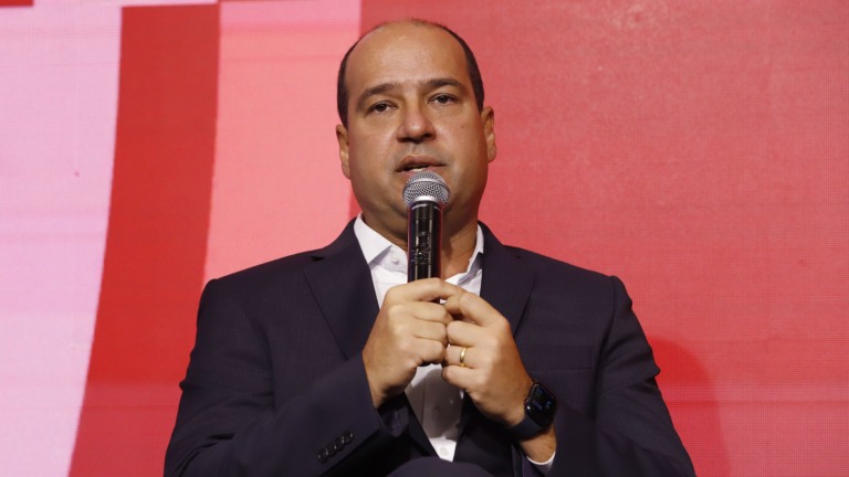 Pedro Teixeira, VP Jurídico e Relações Institucionais da Ternium, fala no painel 'Estratégia Brasil – potencial e competitividade', na gas week outlook 2026, em São Paulo, 24 de fevereiro (Foto Edu Viana/agência eixos)