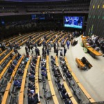 Senado aprova incentivos &agrave; ind&uacute;stria qu&iacute;mica e petroqu&iacute;mica com or&ccedil;amento triplicado