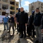 Petr&oacute;leo fecha em alta com escalada de guerra no Oriente M&eacute;dio e incerteza sobre negocia&ccedil;&otilde;es