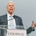 Chris Wright, secret&aacute;rio de Energia dos EUA, durante a CERAweek 2026, evento da S&P Global em Houston, em 23 de mar&ccedil;o (Foto Grant Miller Photography)