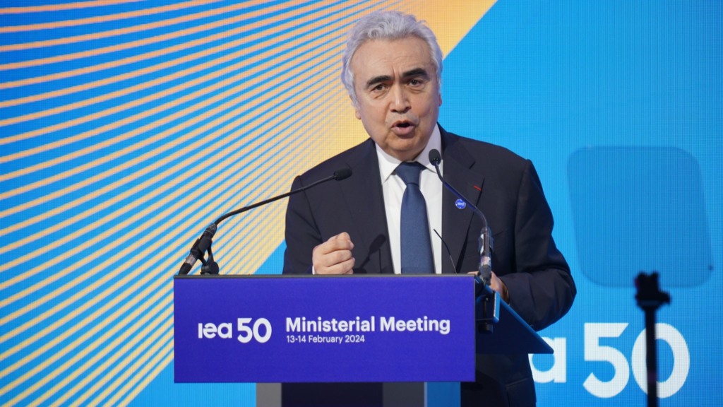 Fatih Birol, diretor-executivo da Agência Internacional de Energia, durante a reunião ministerial de 2024, em 13 de fevereiro (Foto IEA) Fatih Birol, diretor-executivo da Agência Internacional de Energia, durante a reunião ministerial de 2024, em 13 de fevereiro (Foto IEA)
