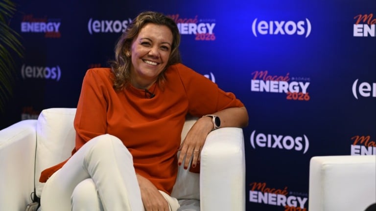 Heloísa Borges, diretora da Empresa de Pesquisa Energética (EPE), fala ao estúdio eixos durante a Macaé Energy 2026, em 18 de março (Foto Bruno de Lima/agência eixos)