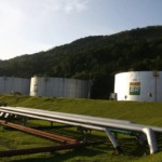 Tanques de armazenamento de combust&iacute;veis em planta da Transpetro (Foto Divulga&ccedil;&atilde;o)