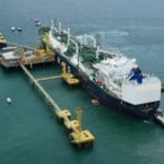 Vista a&eacute;rea das obras da faixa de dutos do Terminal de Regaseifica&ccedil;&atilde;o da Bahia (TRBA) e pier de g&aacute;s natural (Foto Divulga&ccedil;&atilde;o PAC)