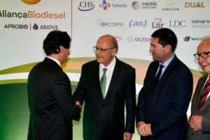 Produtores correm para destravar mistura de biodiesel. Foto: Cadu Gomes/VPR