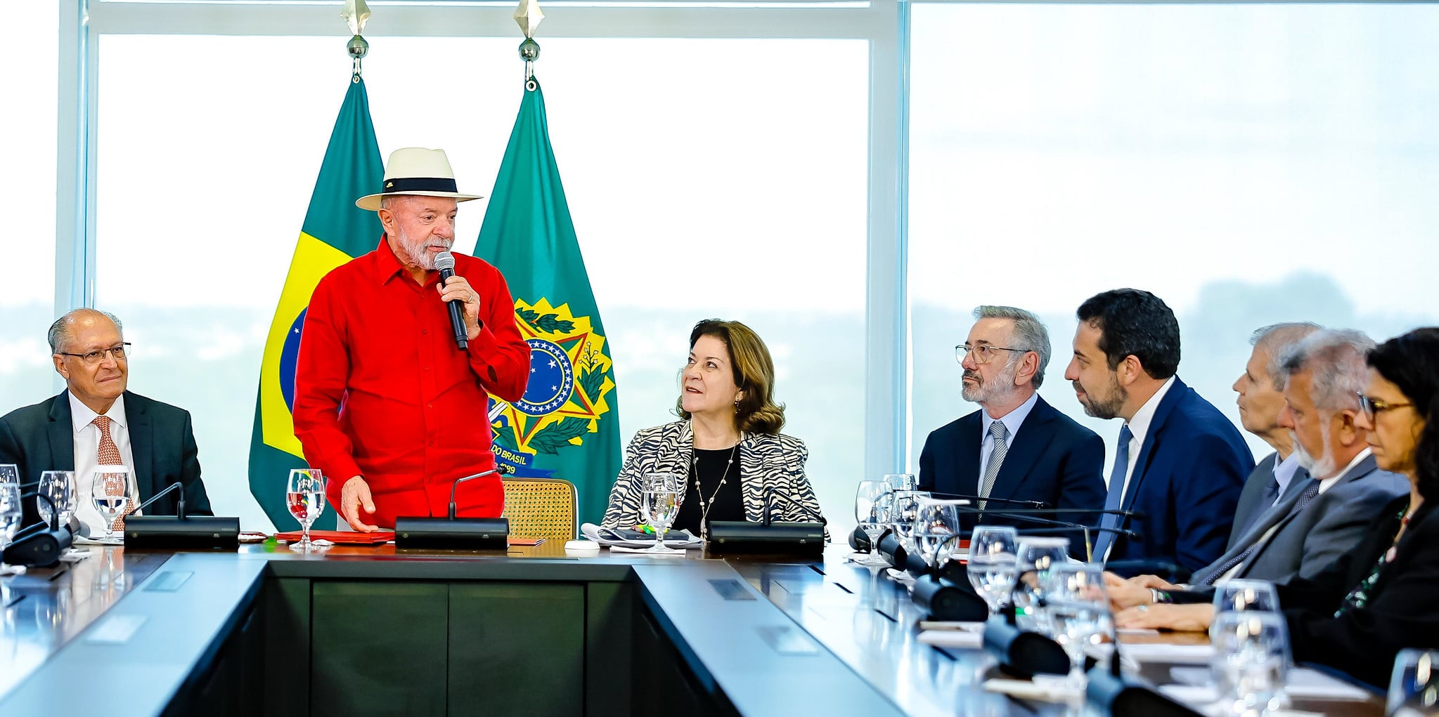 Lula diz que governo anunciará aumentos nas misturas de biodiesel e etanol