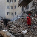 Petr&oacute;leo fecha em alta ap&oacute;s Trump anunciar bloqueio naval dos EUA no Estreito de Ormuz