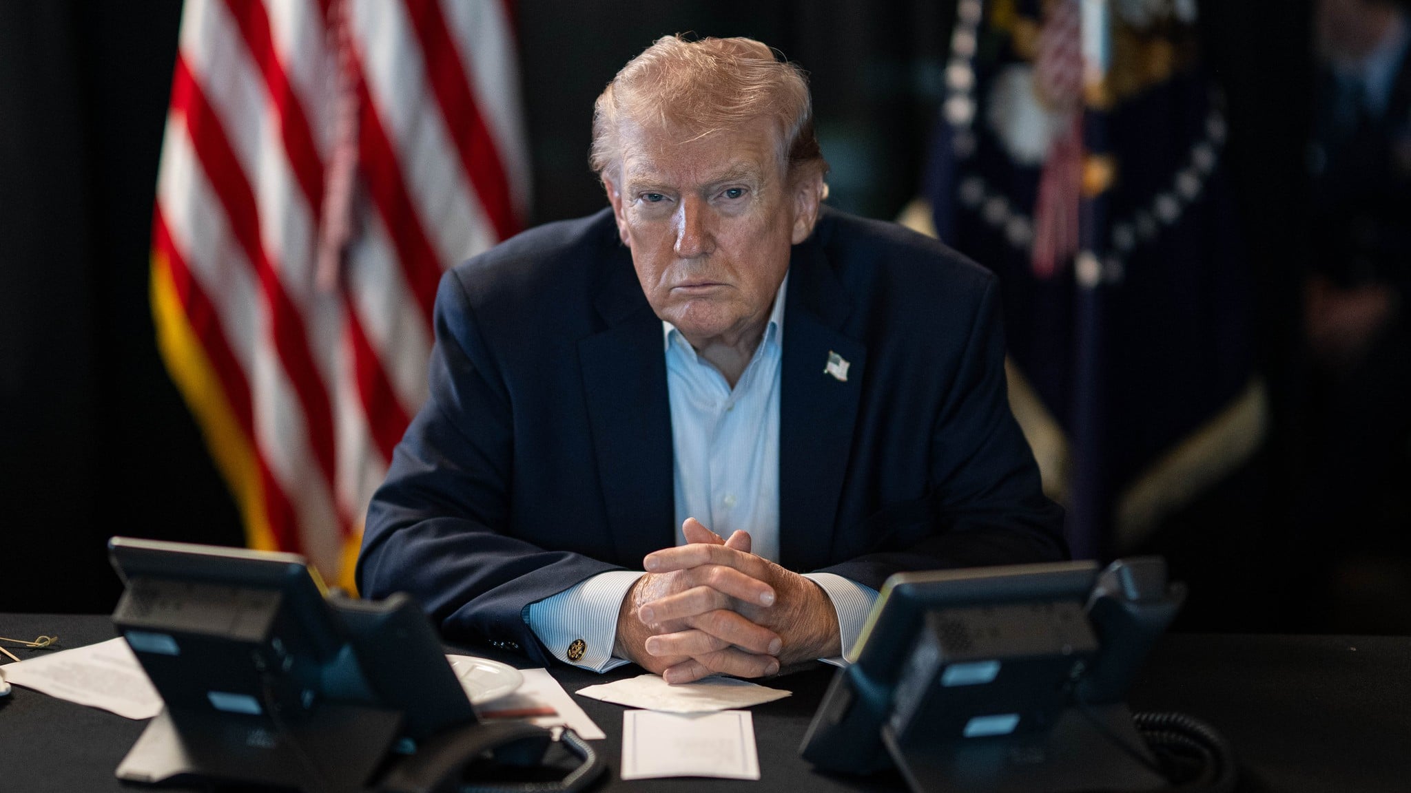 Petróleo fecha em alta após Trump elevar o tom de vingança contra Irã