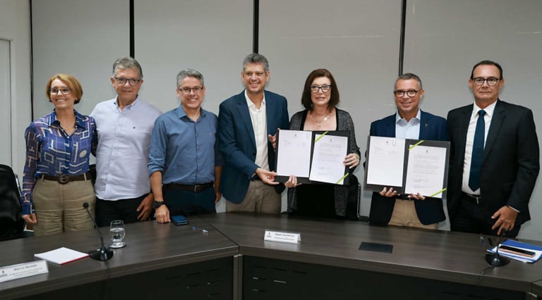 Governo de Sergipe e Petrobras assinam protocolo de intenções para a venda antecipada de gás do Seap, em 27 de março de 2026 (Foto César de Oliveira-Governo de Sergipe)