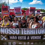 Ind&iacute;genas prop&otilde;em "Zonas Livres de Combust&iacute;veis F&oacute;sseis" no mapa do caminho. Foto: &copy; Edgar Kanayk&otilde;/Greenpeace