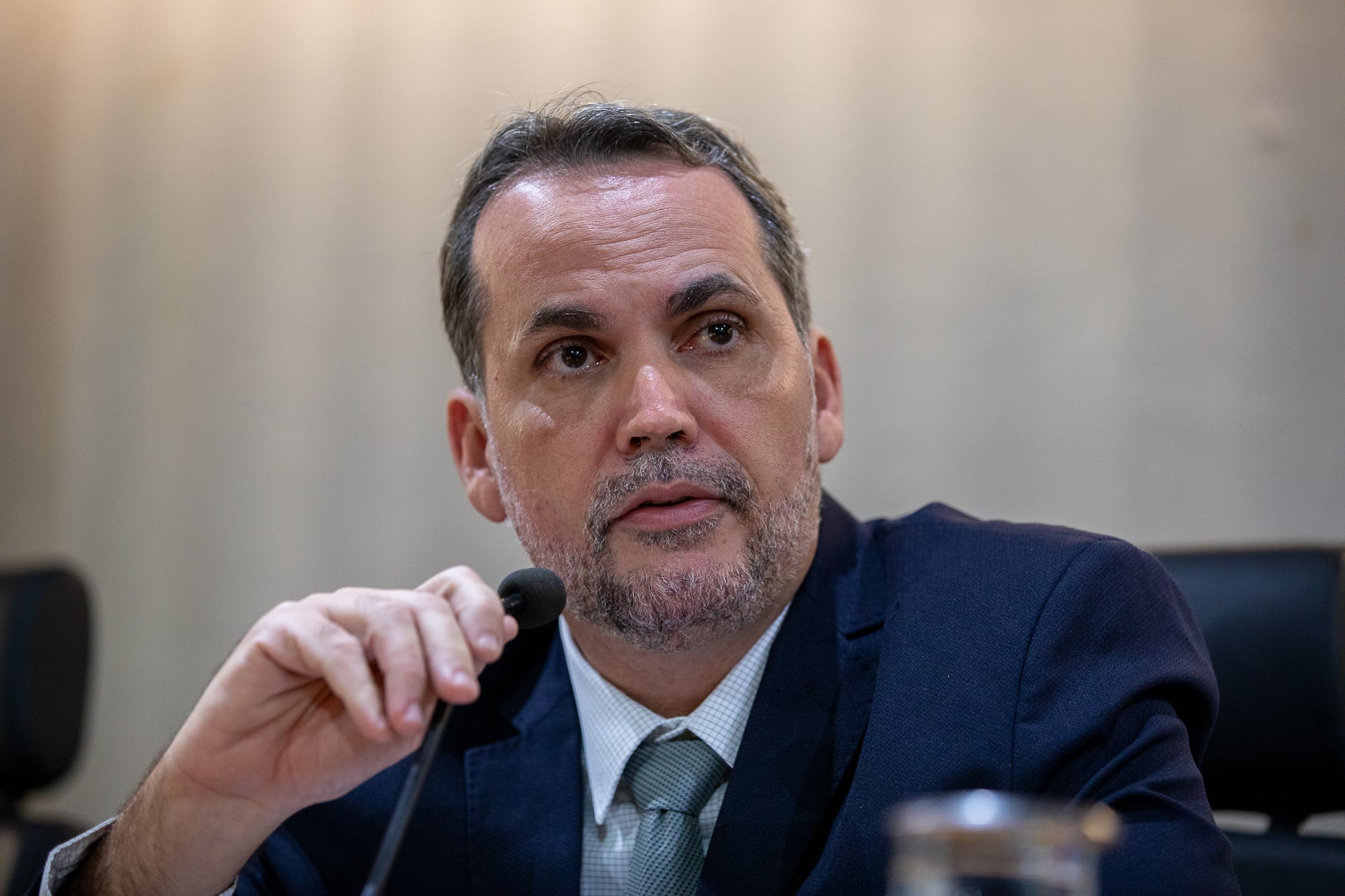 Governo propõe subvenção da gasolina em R$ 0,44 por litro