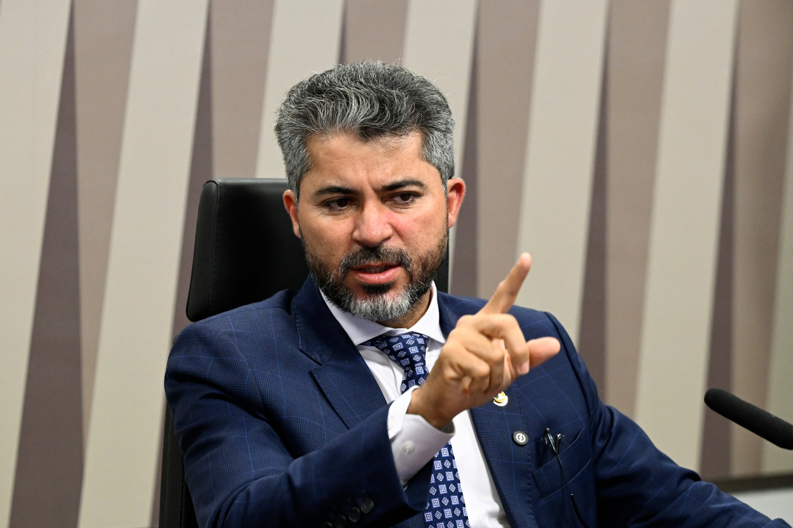 Projeto que permite acesso da ANP a notas fiscais avança para votação no Plenário