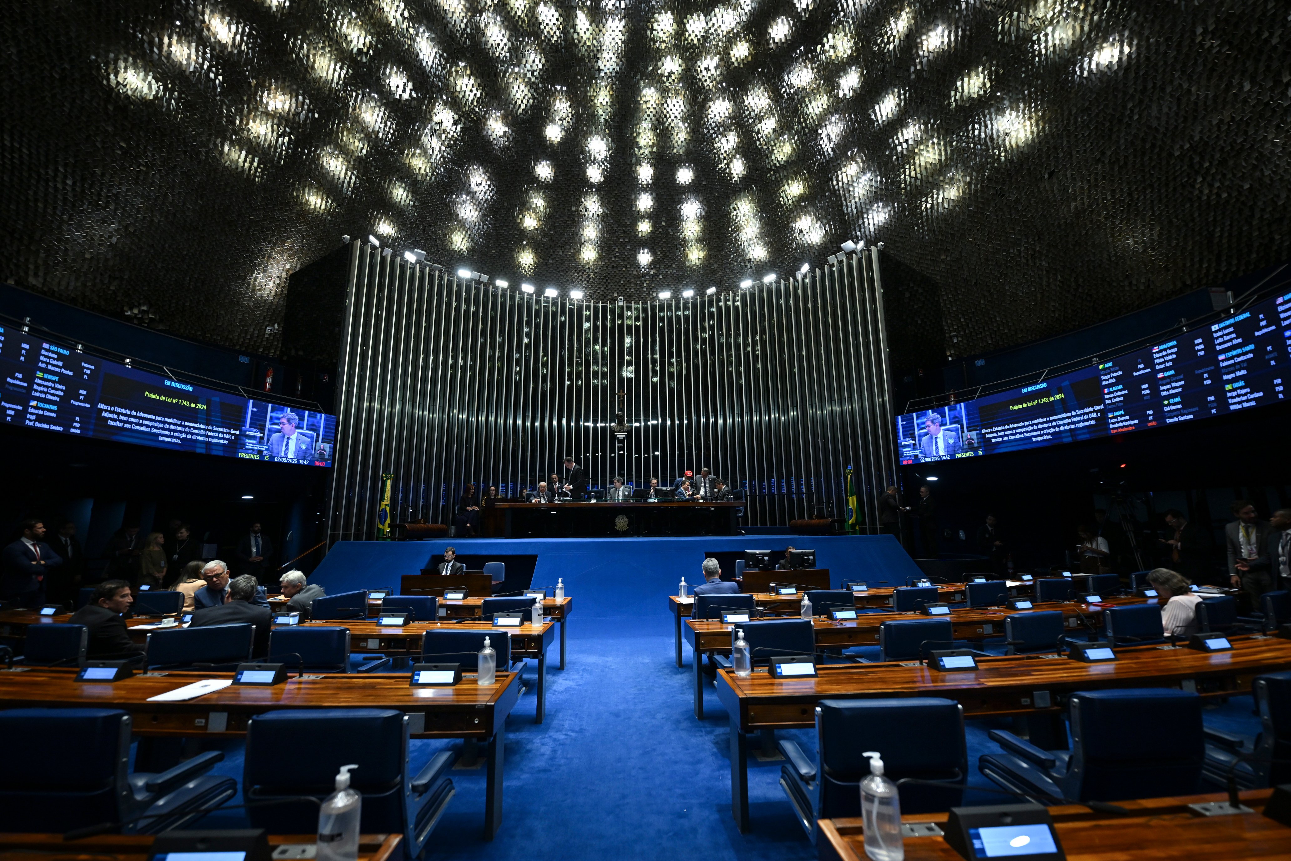 Congresso avança em projetos de combate a crimes nos combustíveis e cria marco dos minerais críticos