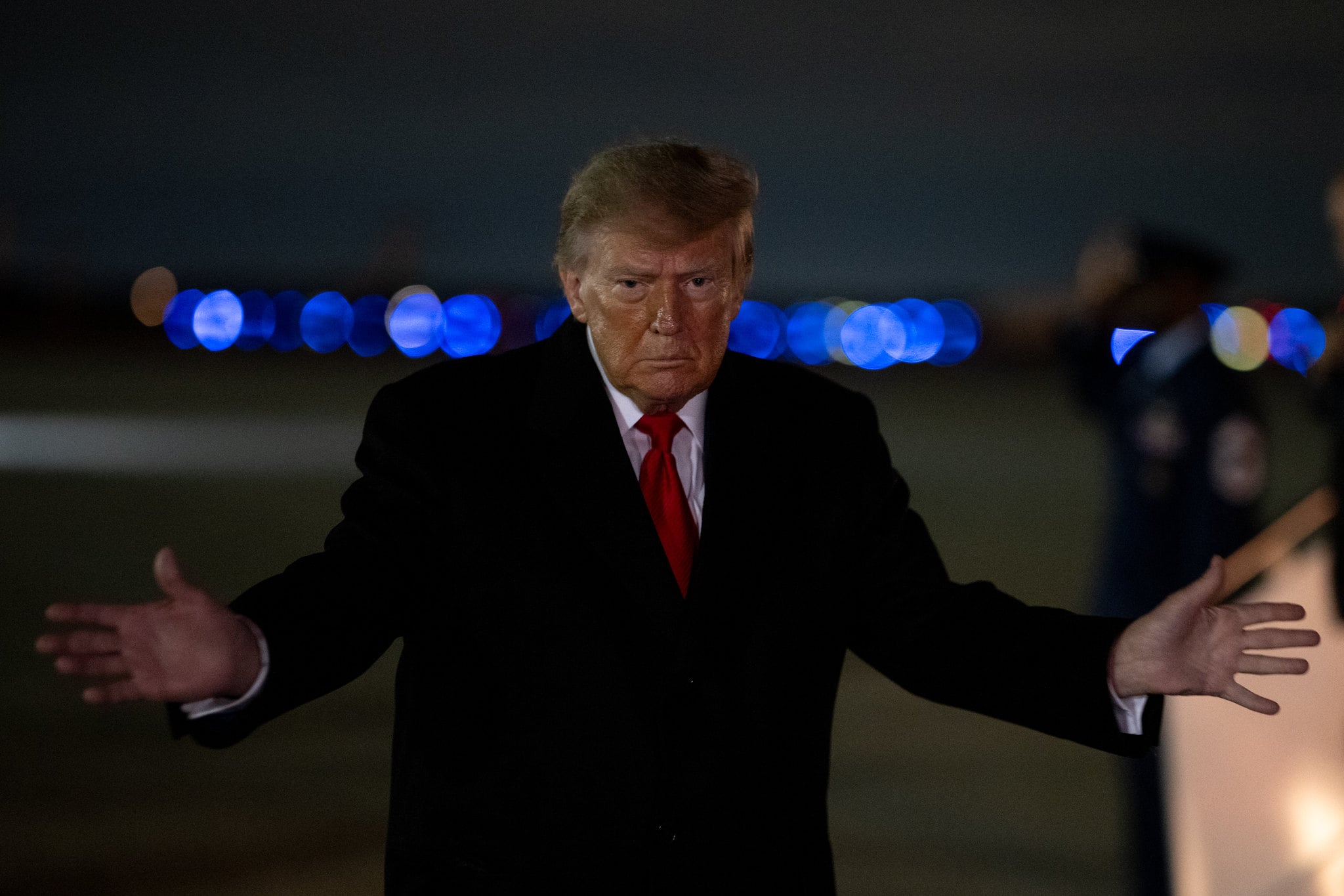 Com energia cara e eleições à vista, Trump derruba regras de metano