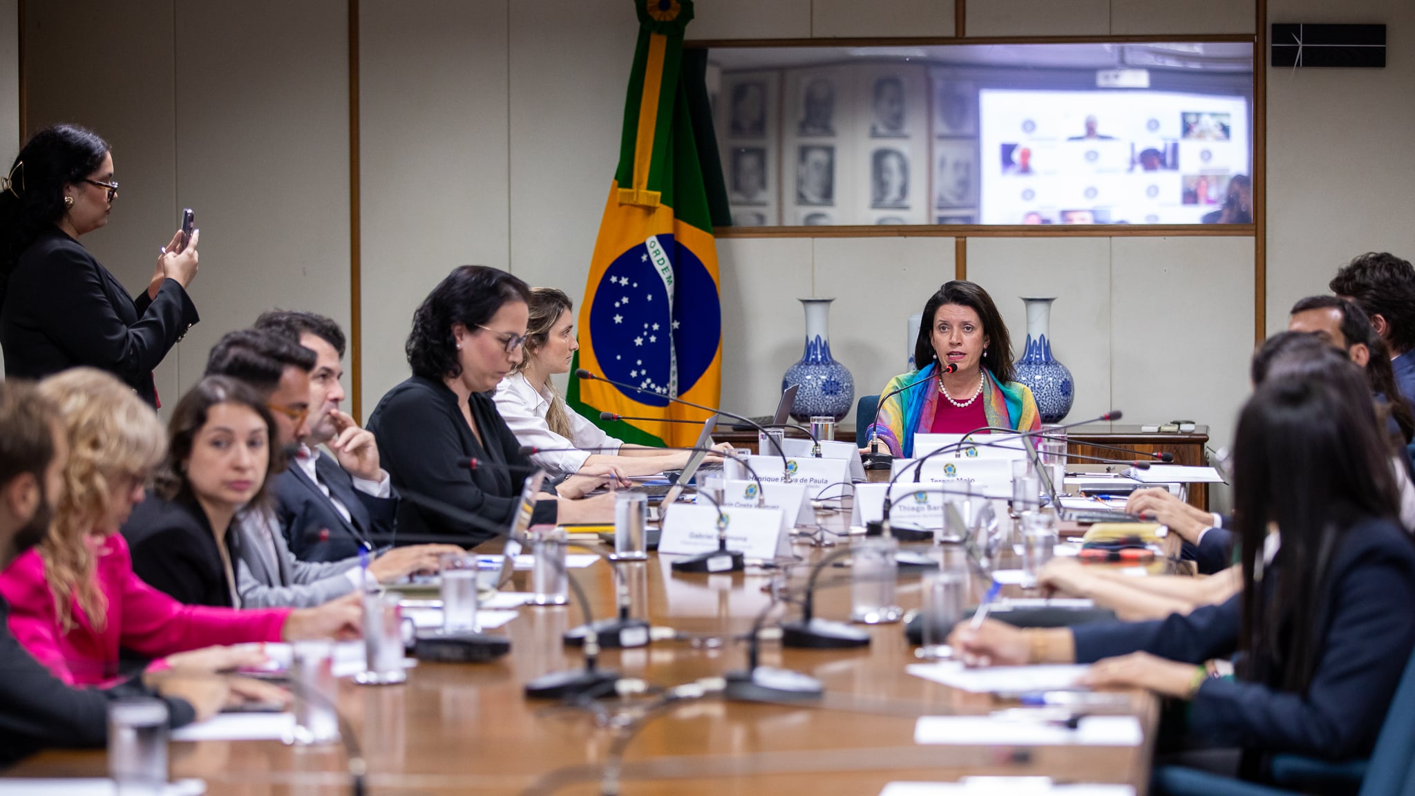 Fazenda define calendário do mercado de carbono; aviação terá regras próprias